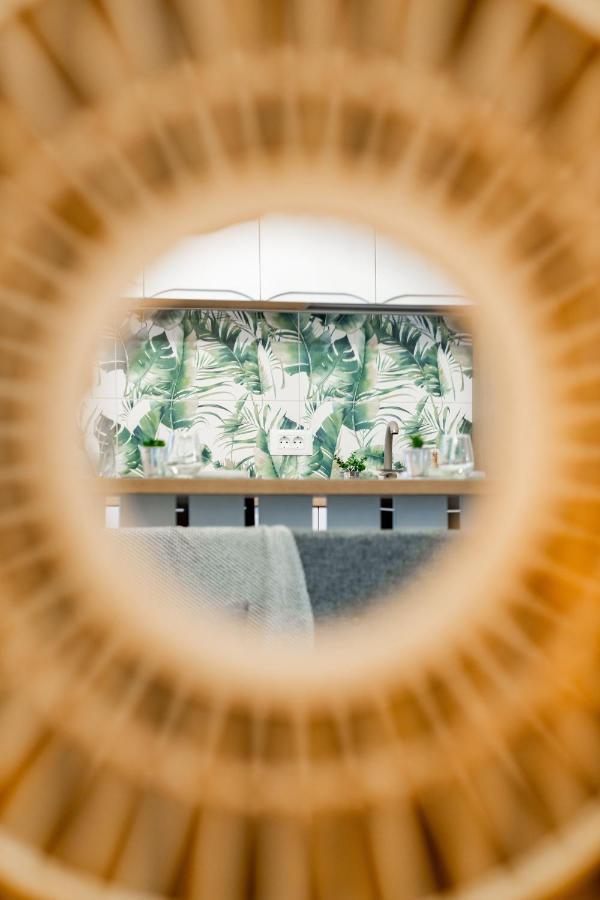 Botanic Nest Panoramic Studio Boekarest Buitenkant foto
